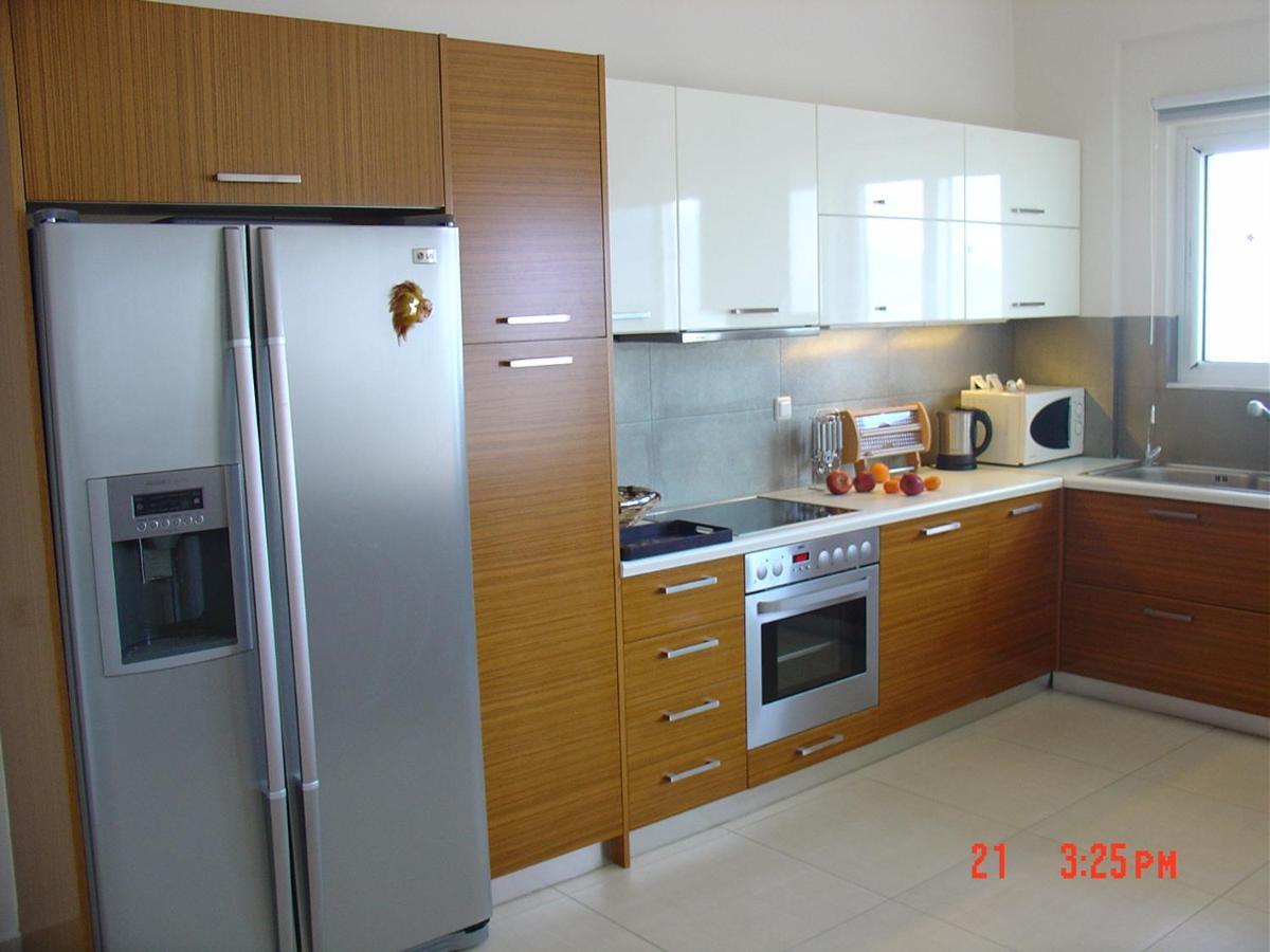Verga First Floor Apartment Esterno foto